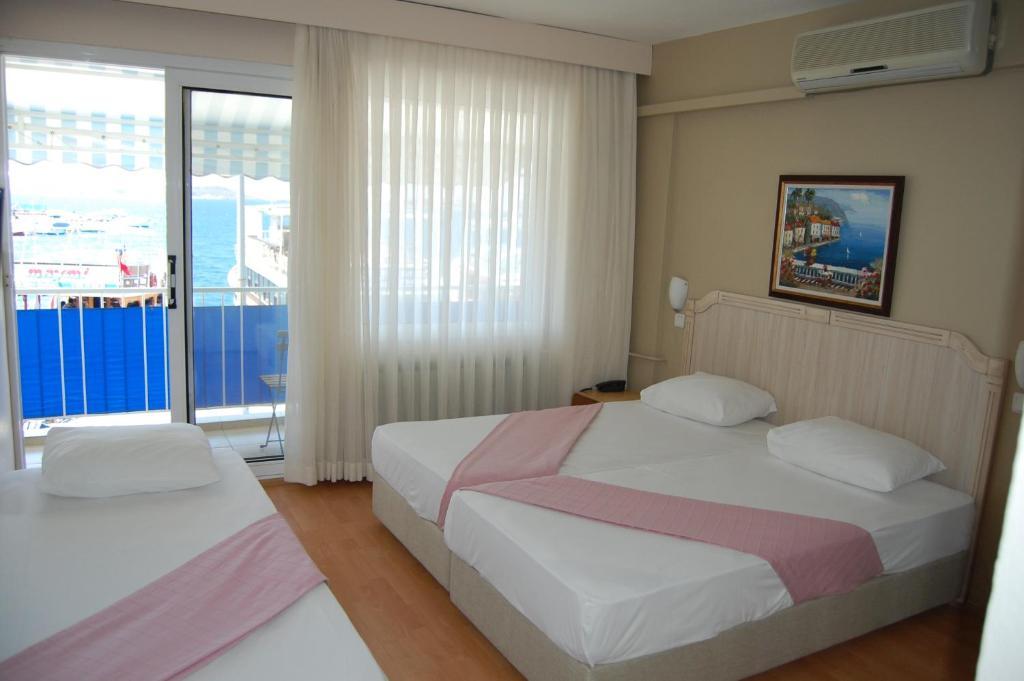 Villa Dedem Hotel Foça Exteriör bild