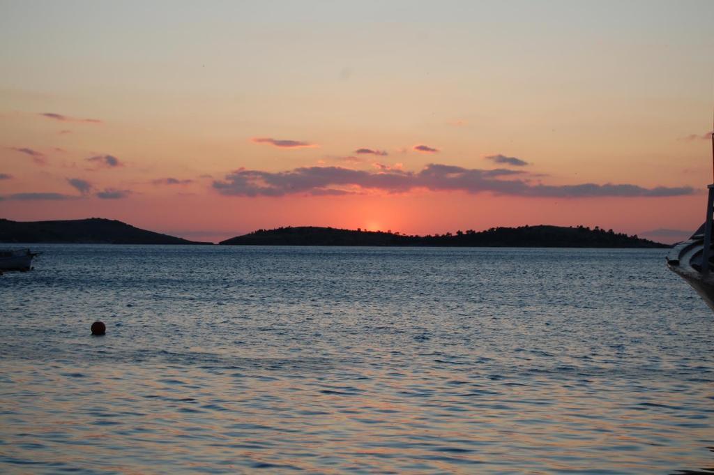 Villa Dedem Hotel Foça Exteriör bild